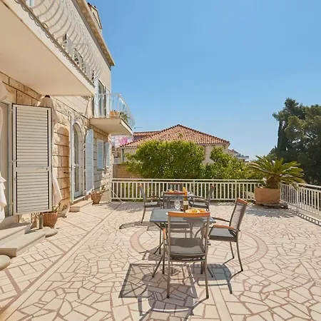 Guest house Kate Dadic 3*