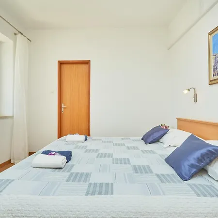 Kate Dadic Guest house