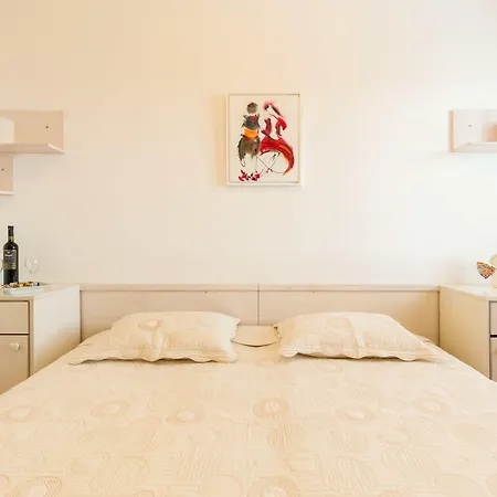 Konukevi Kate Dadic 3*