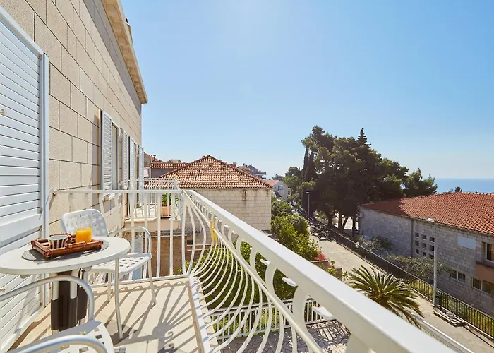 Kate Dadic דוברובניק