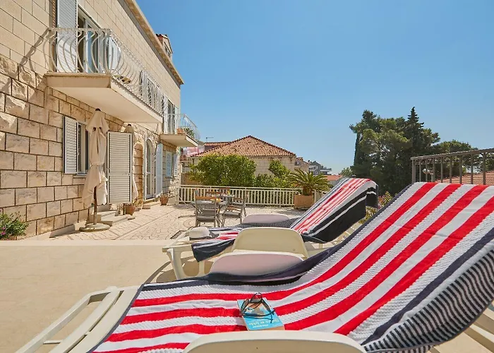 בית הארחה Kate Dadic 3*