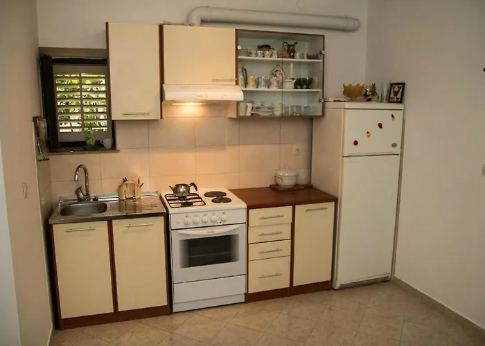 Kate Dadic דוברובניק