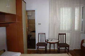 בית הארחה Kate Dadic דוברובניק